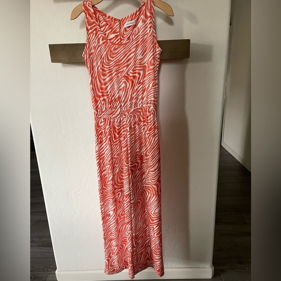 Calvin Klein| Groovy 70’s Style Wide Leg Jumpsuit in Bold Print—Size 4•••Coral - Picture 10 of 10